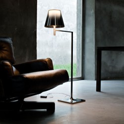 KTRIBE F1 Stehleuchte