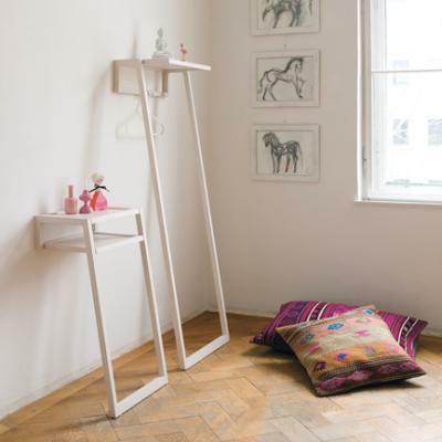 STAPLE Garderobenst�nder