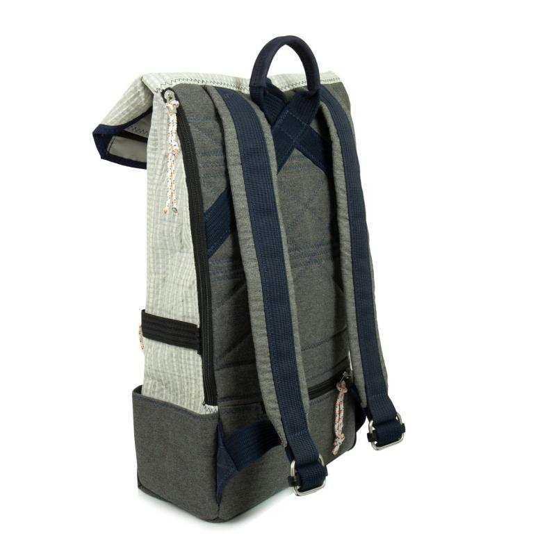 Dinghy Rucksack hellgrau Rckseite