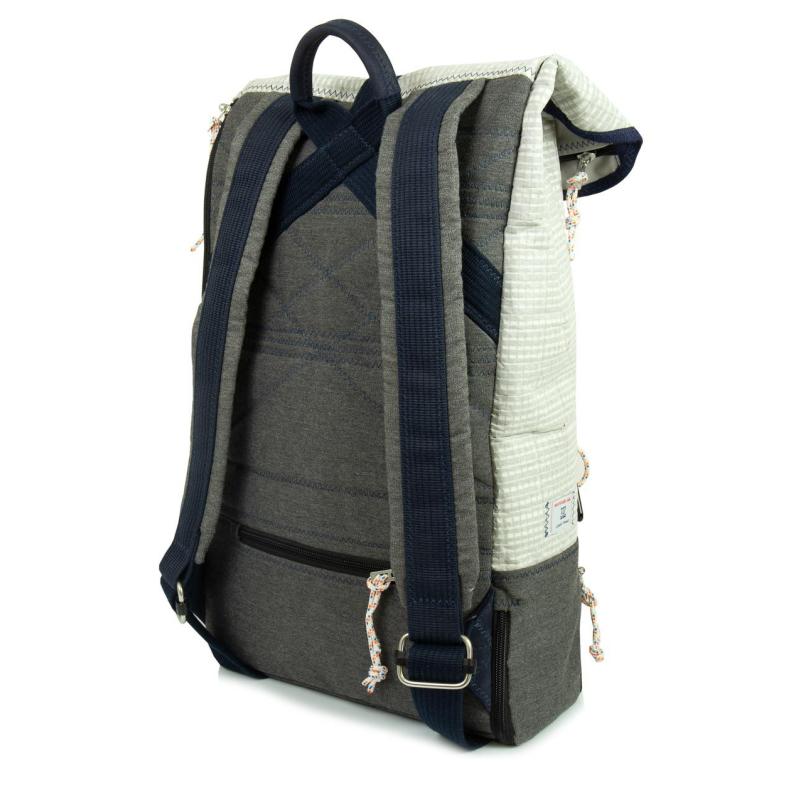 Dinghy Rucksack hellgrau Rckseite