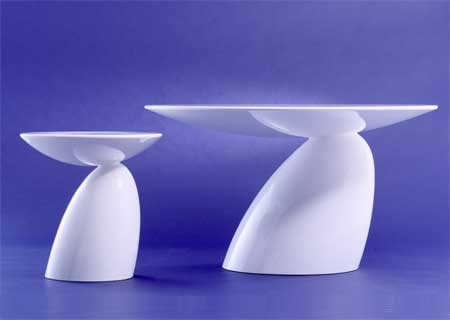 Parabel table von Adelta Parabel table