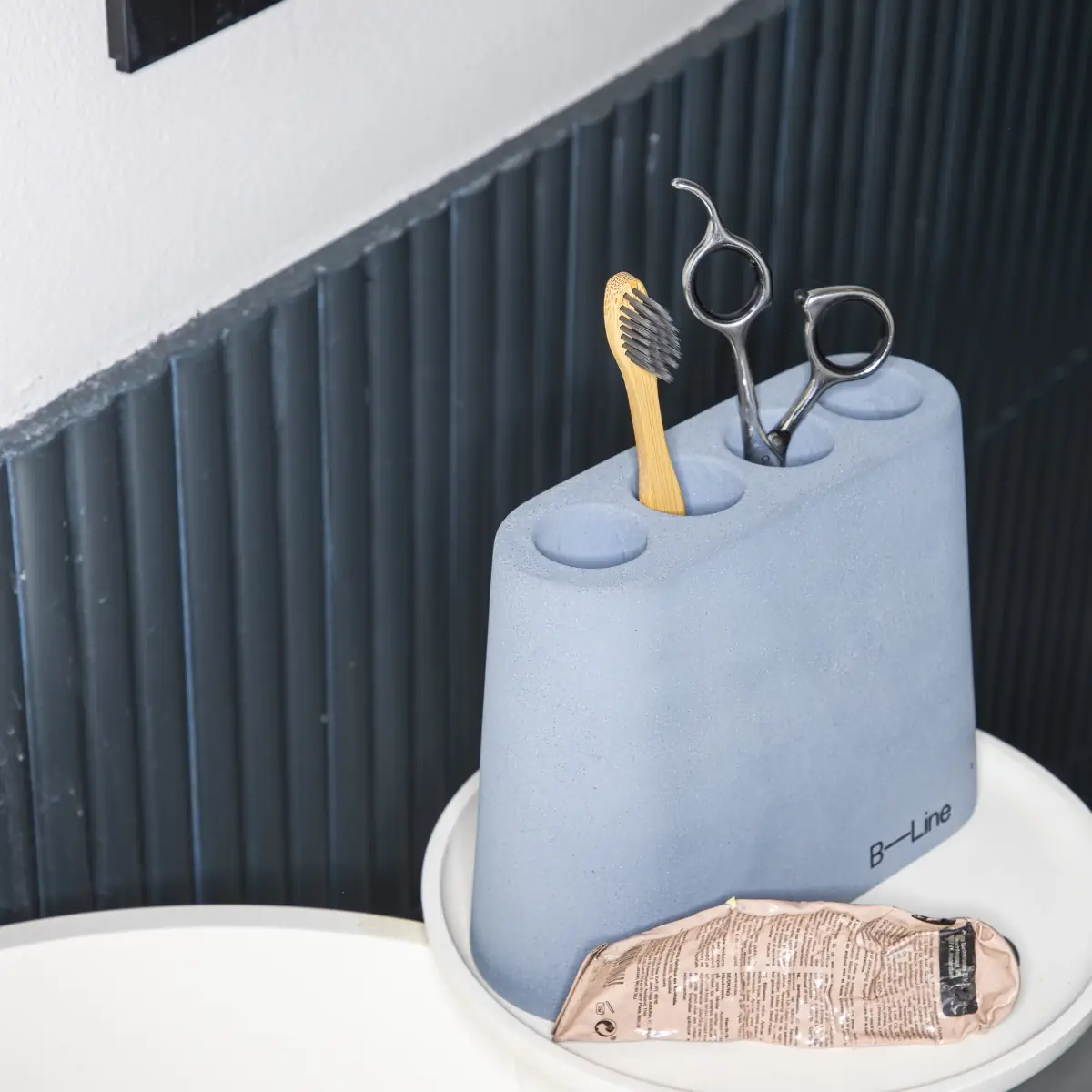 Aki Jr Stiftehalter ambiente in hellblau als Zahnbrstenhalter