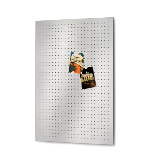 Muro Magnettafel gelocht 90 x 60 cm, Edelstahl gelocht von Blomus Muro Magnettafel gelocht 90 x 60 cm, Edelstahl gelocht