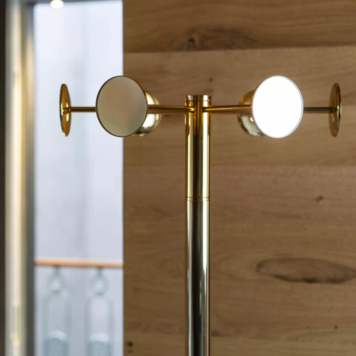 Chaperon Kleiderstnder in Gold 24 K 165
