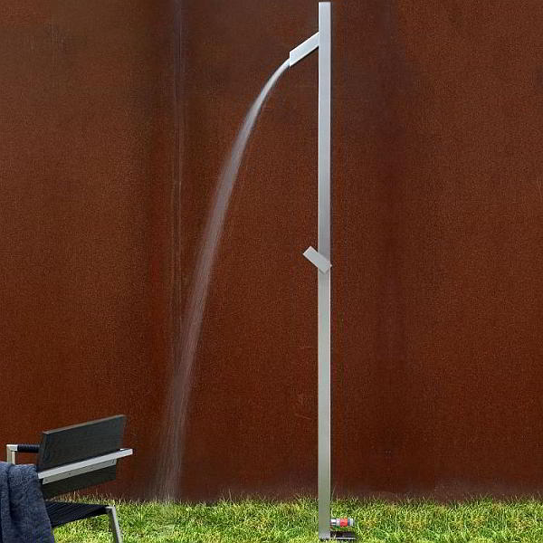 Uno Gartendusche von Conmoto Uno Gartendusche