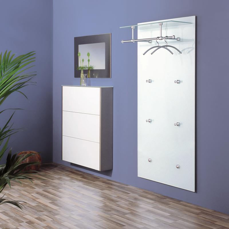 PACIFIC 1 Wandgarderobe Glas ultrawhite mit Hutablage ultrawhite, daneben Schuhschrank Atlantic