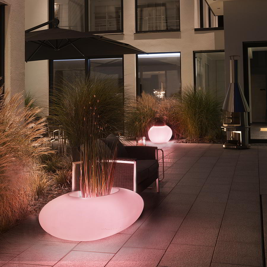 STORUS Pflanzobjekte mit LED-Beleuchtung von degardo STORUS Pflanzobjekte mit LED-Beleuchtung