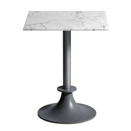 Tisch LORD YI Gartentisch silber / Platte eckig Calacatta Carrara Marmor weiß von Driade Tisch LORD YI Gartentisch silber / Platte eckig Calacatta Carrara Marmor weiß