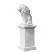 LEONE Statue