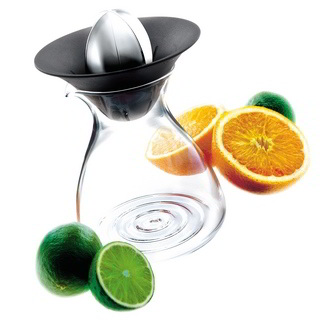 Fruchtpresse mit Glaskanne, E