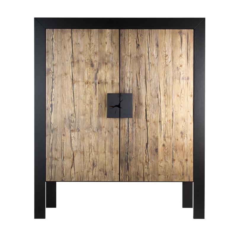 marian Schrank 165 x 140 cm
F