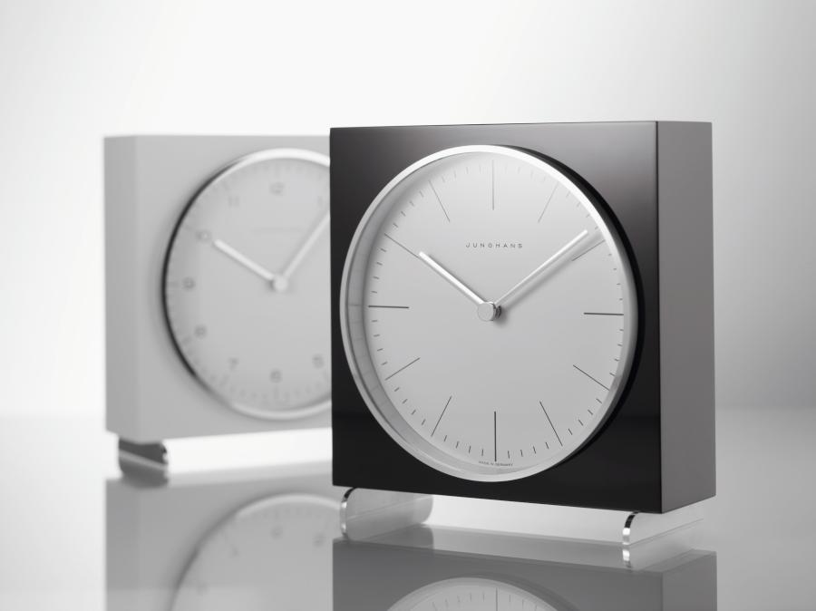 MAX BILL Tischuhr von Junghans MAX BILL Tischuhr