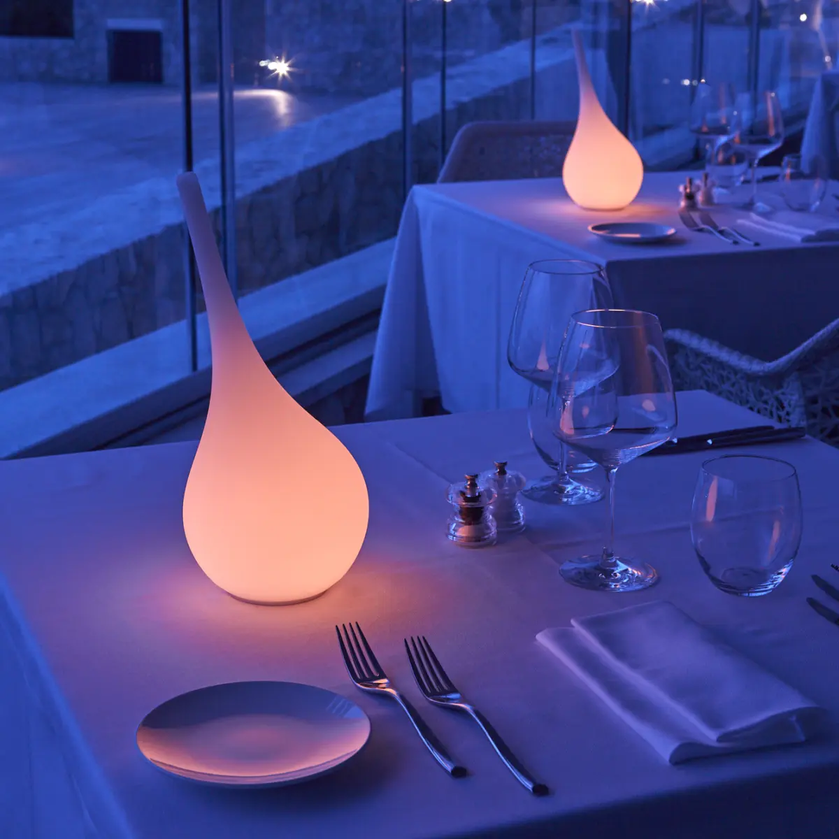 AMPOULE Standleuchte und Vase