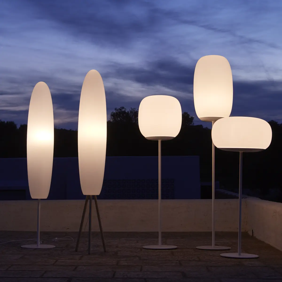 PANDORA Standleuchte alle Gr��en beleuchtet