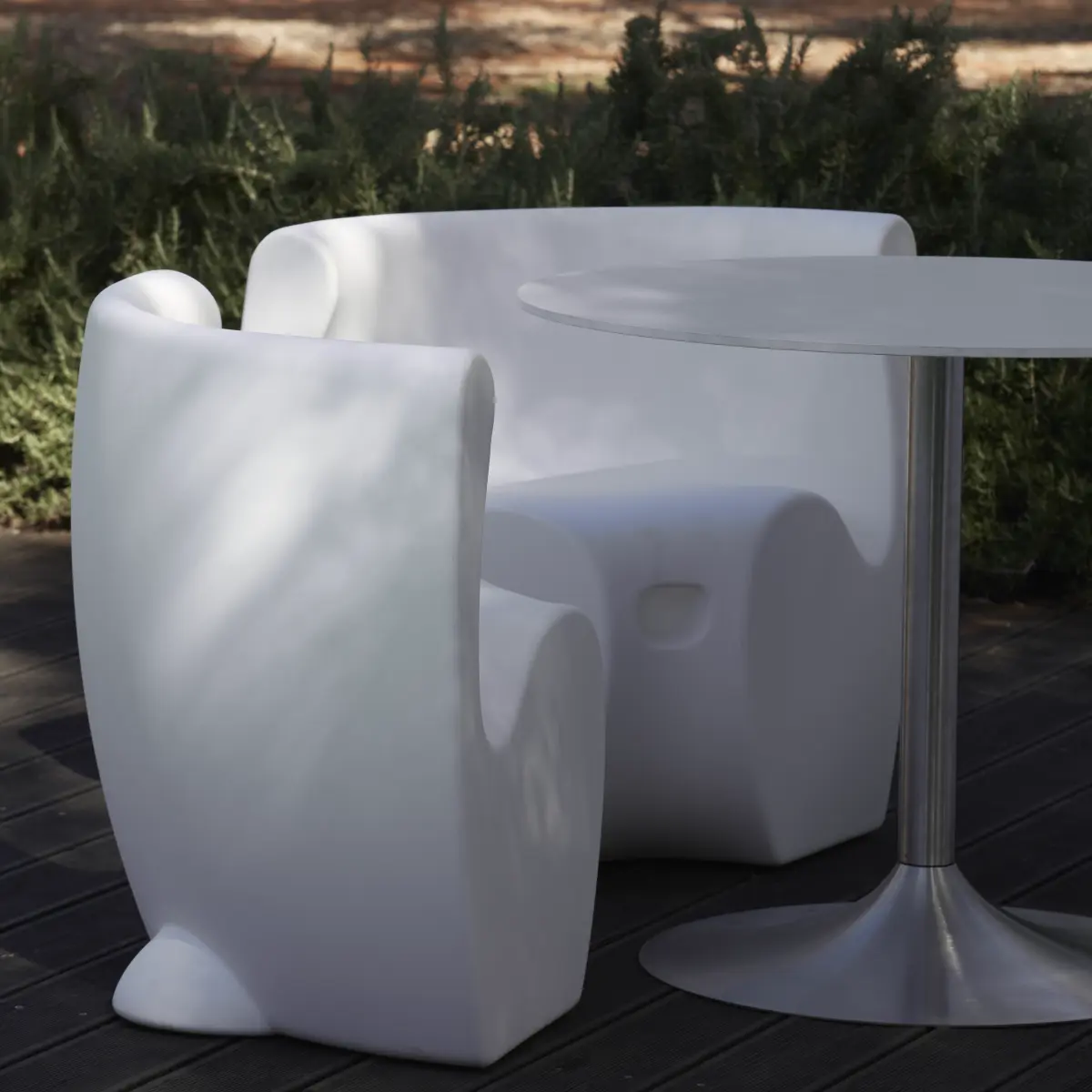 RHONDA Sessel 2 mal Ambientebild