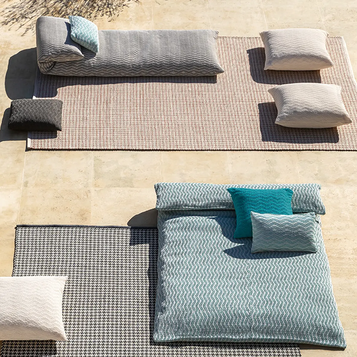 WAVE BED Sonnenliege 2 Gr��en