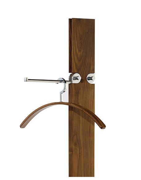 ONTARIO Standgarderobe Nussbaum, Klapphaken links von pieperconcept ONTARIO Standgarderobe Nussbaum, Klapphaken links