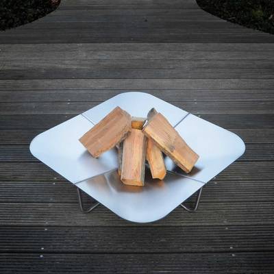 Frontansicht mit Holz von RADIUS Frontansicht mit Holz