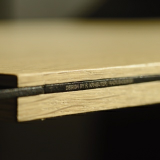 Holz-Arbeitsfläche im Detail von RADIUS Holz-Arbeitsfläche im Detail