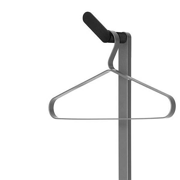 LEFT Garderobenständer mit Bügel, Belastung bis 10 Kg. möglich von schönbuch LEFT Garderobenständer mit Bügel, Belastung bis 10 Kg. möglich