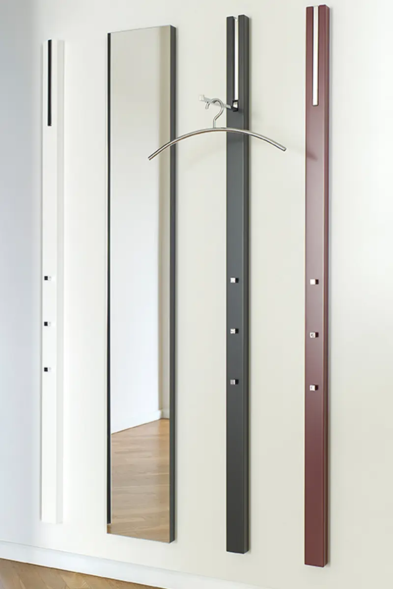 LINE Spiegel und Gaderobe in weiss granit und weinrot