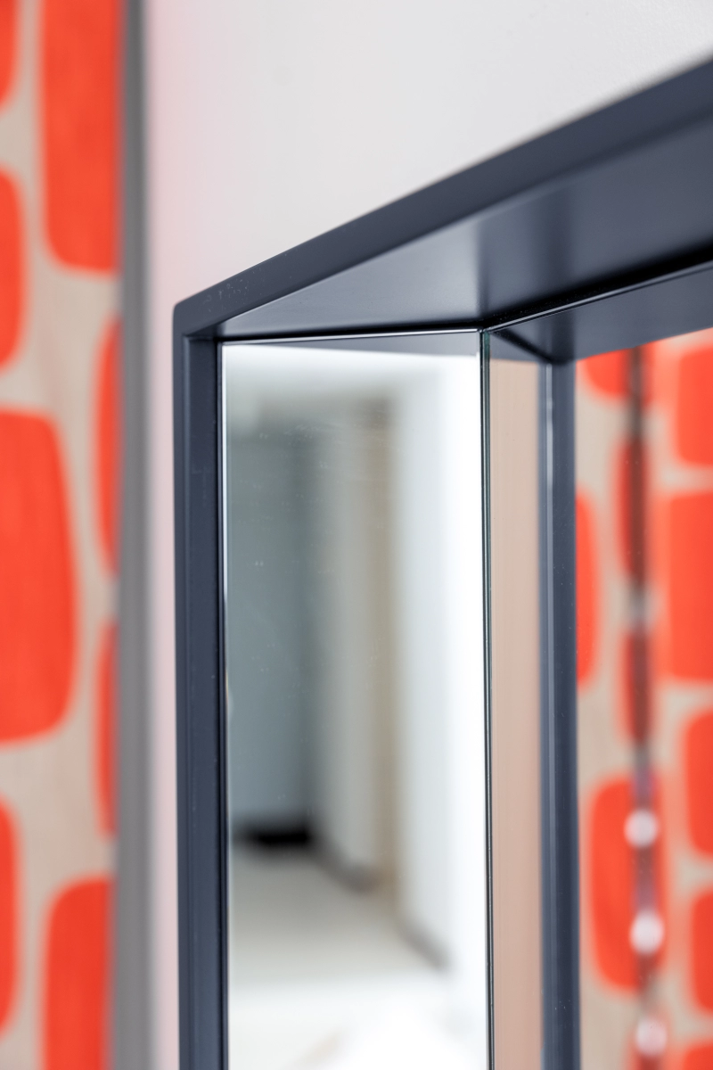 INDIVIDUAL ELECTRIC Wandspiegel