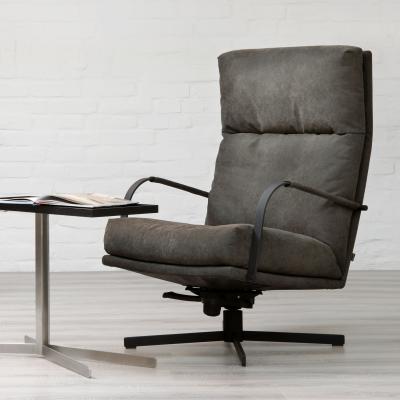 GIN Sessel, drehbar, Gestell schwarz, Lehnen Samtlack von signet GIN Sessel, drehbar, Gestell schwarz, Lehnen Samtlack