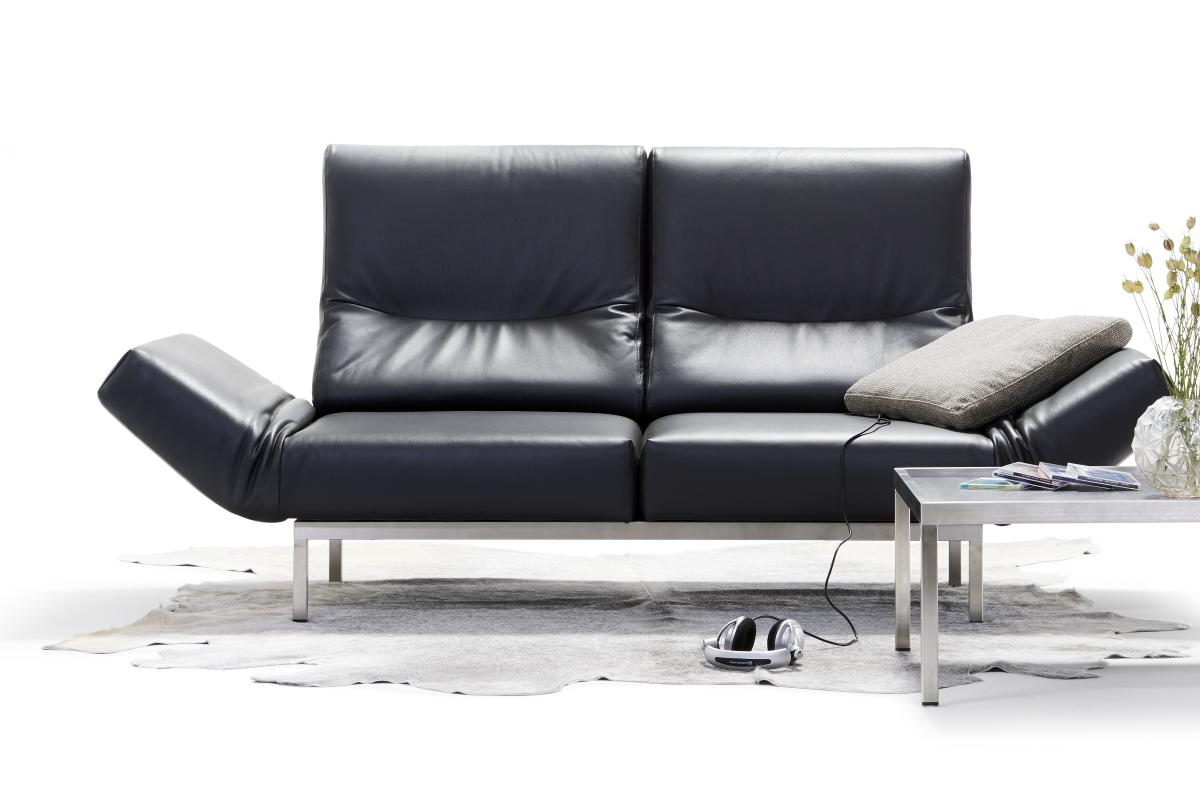 CHIMBA Sofa 2-sitzig, Leder, Sitze drehbar, verstellbare Armlehnen und Rckenlehnen, rechts mit Seitenbodenkissen, Gestell Edelstahl