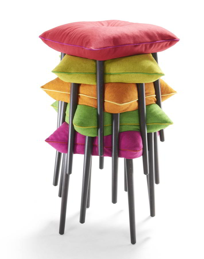 BIFF Hocker, stapelbar von signet BIFF Hocker, stapelbar