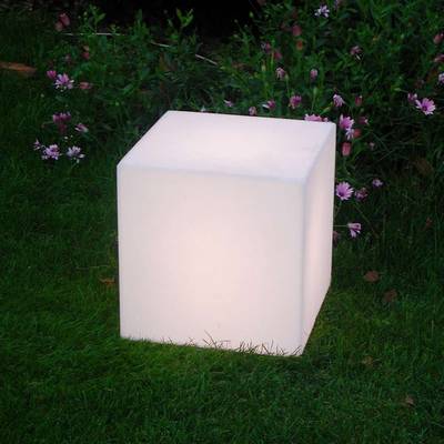 CUBO Leuchtwrfel Outdoor 40 im Garten