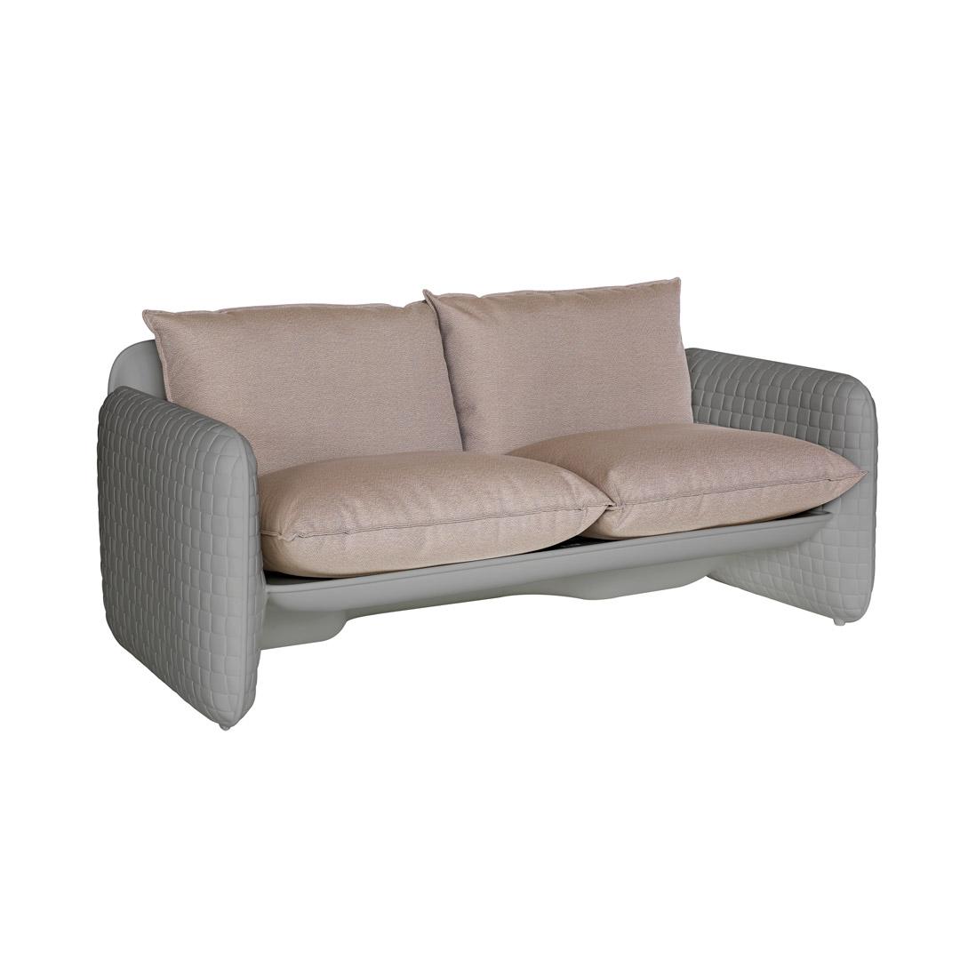 MARA Gartensofa dove grey mit Kissen dune sand