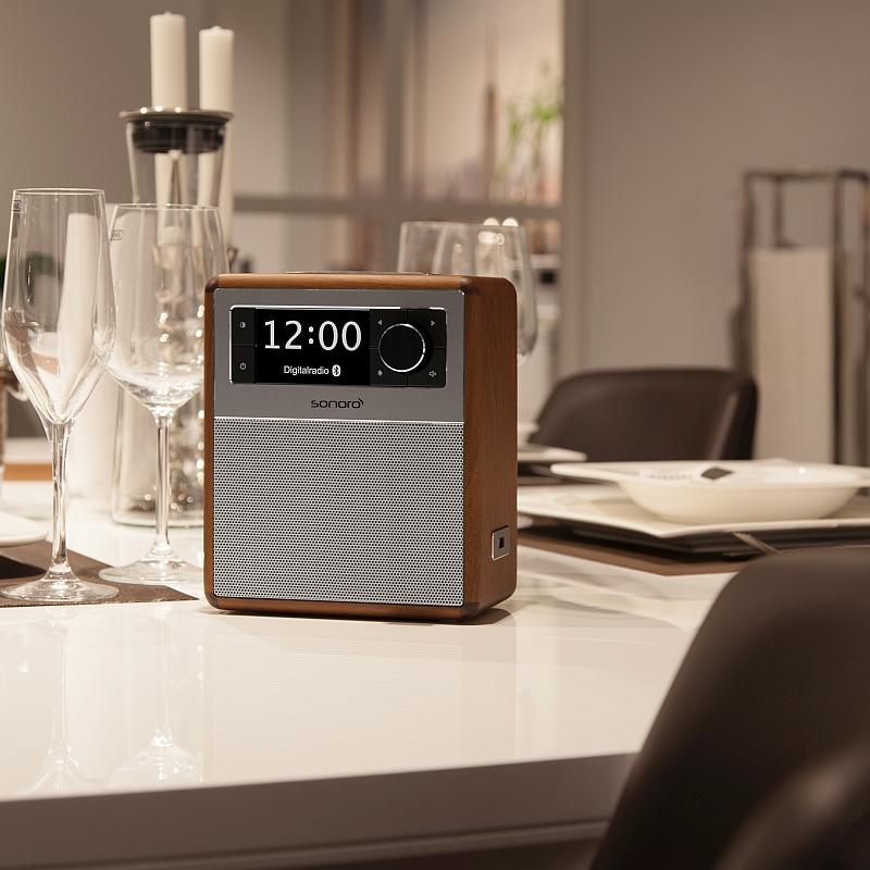 sonoro Easy Bluetooth Radio walnuss