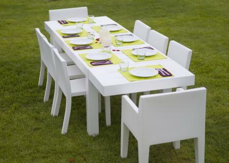 JUT Gartentisch